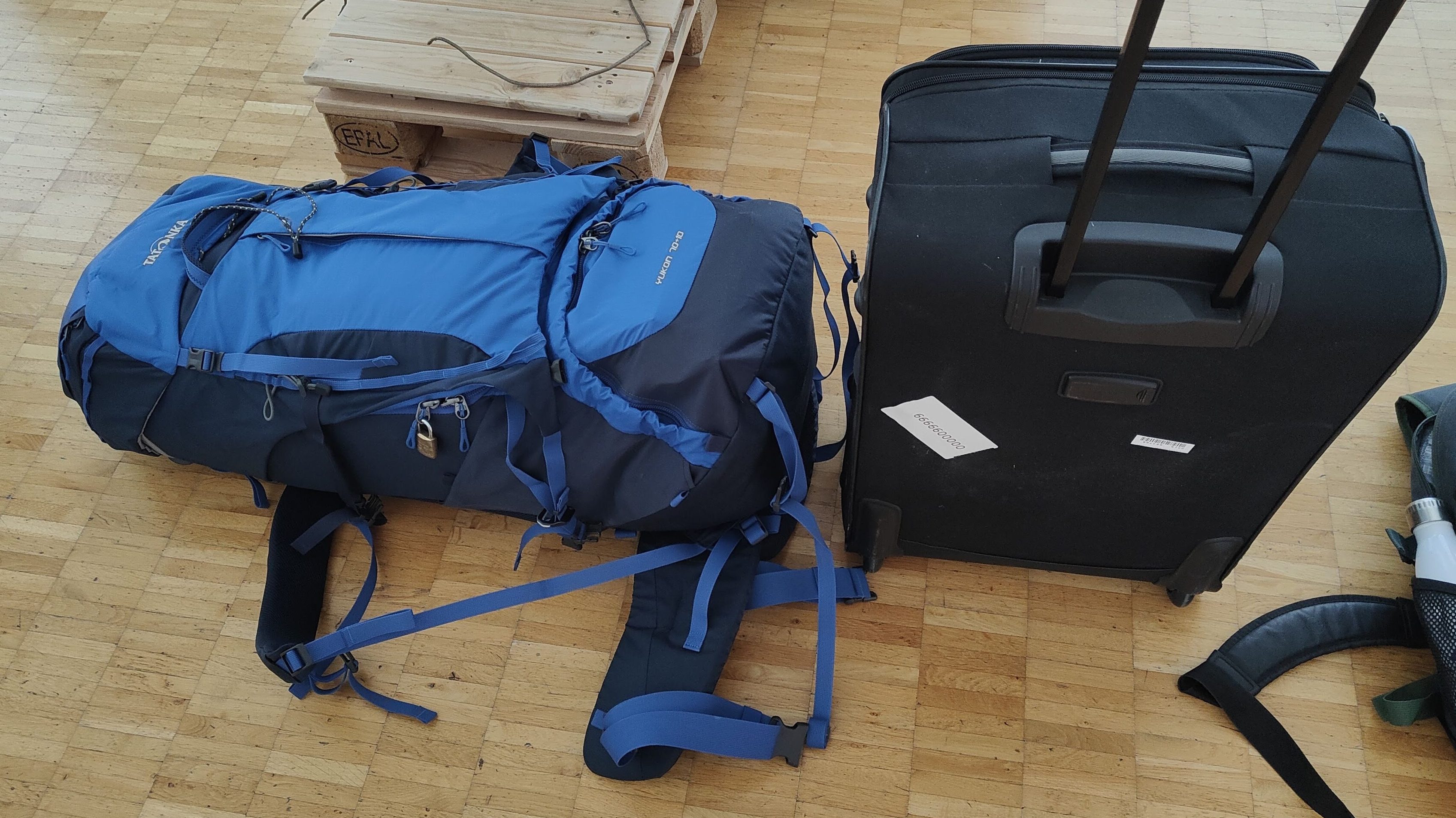 Rucksack und Gepack